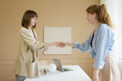 Entrepreneuriat féminin : sécuriser ses revenus grâce à un contrat de location