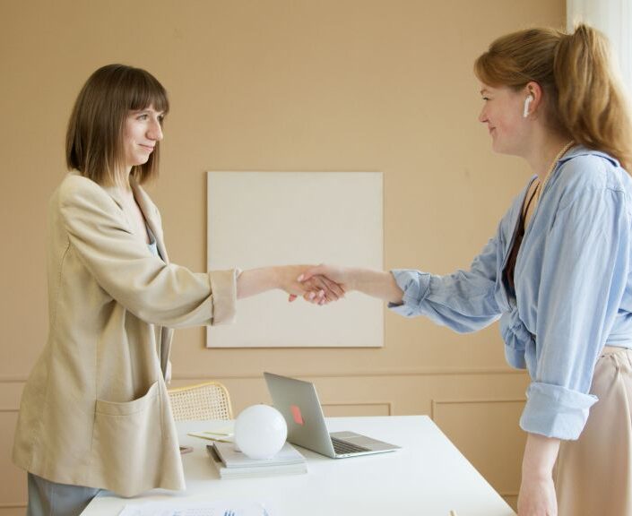 Entrepreneuriat féminin : sécuriser ses revenus grâce à un contrat de location